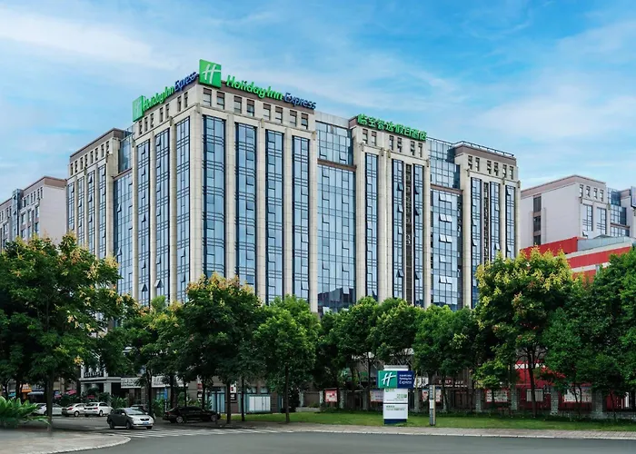 Holiday Inn Express Chengdu Airport Zone Free Shuttle From Shuangliu International Airport To Hotel ,Welcome Drink