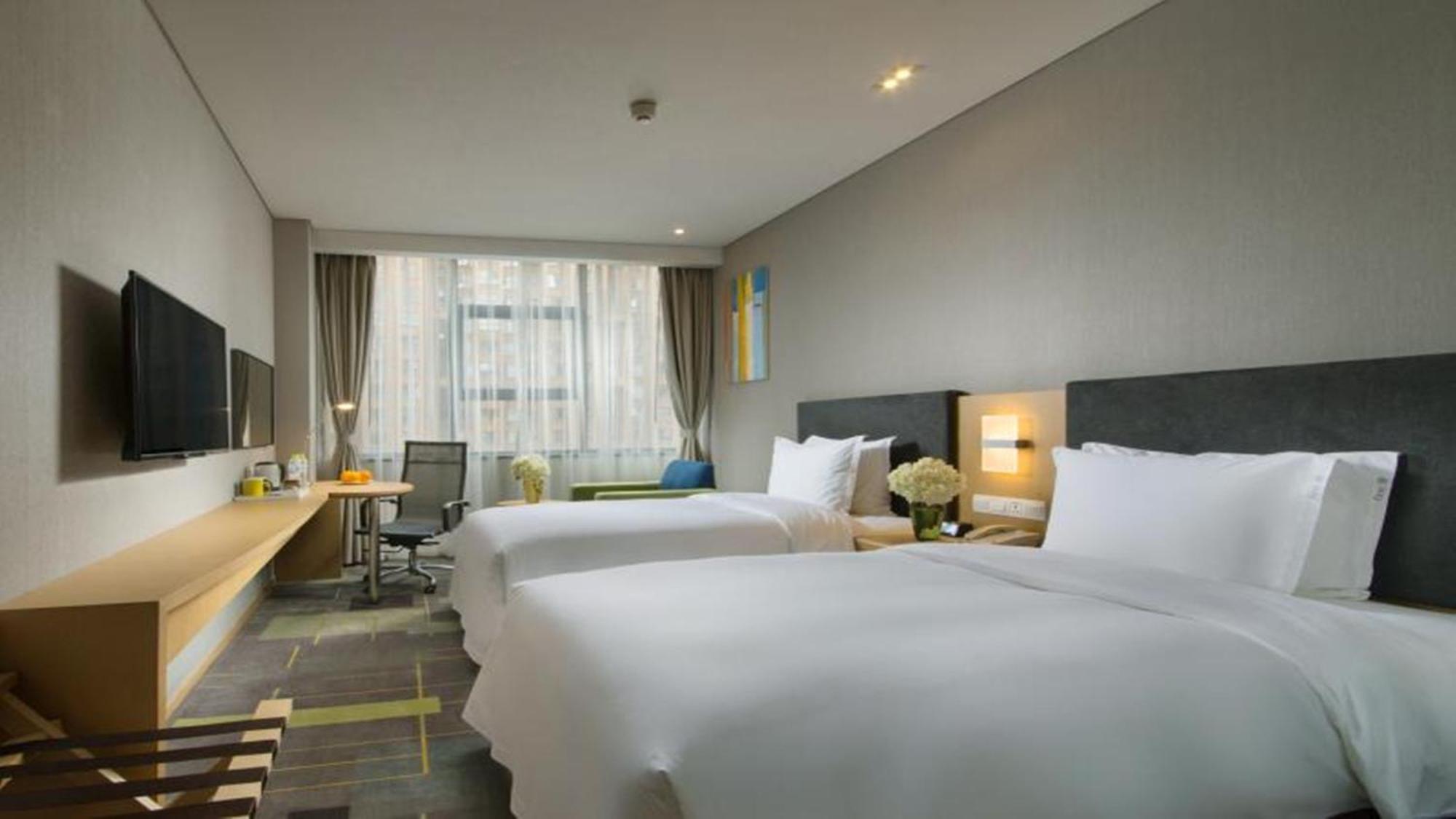 Hotel Express Airport Zone Free Shuttle From Shuangliu International Airport To ,welcome Drink Chengdu