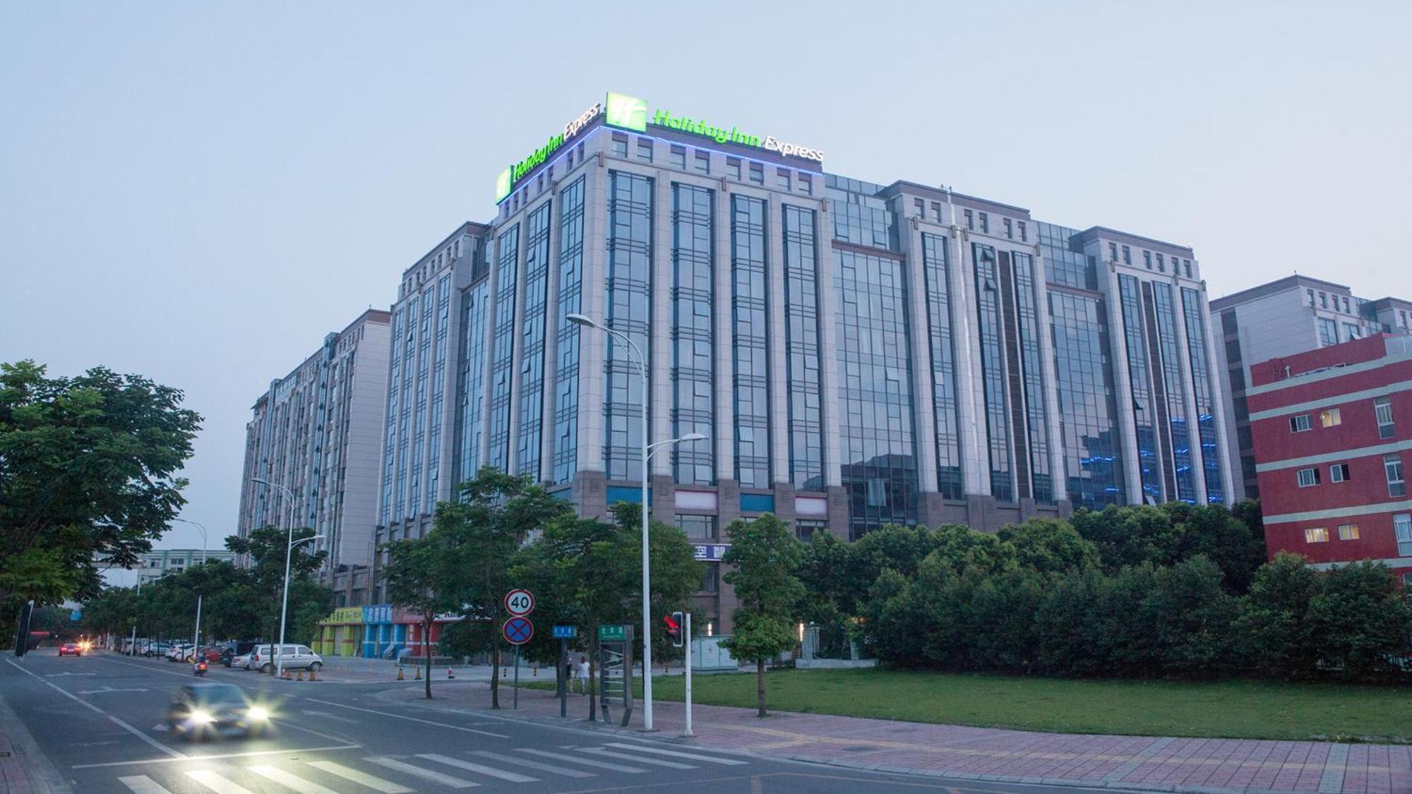 ホテル Express Airport Zone Free Shuttle From Shuangliu International Airport To ,welcome Drink 4*