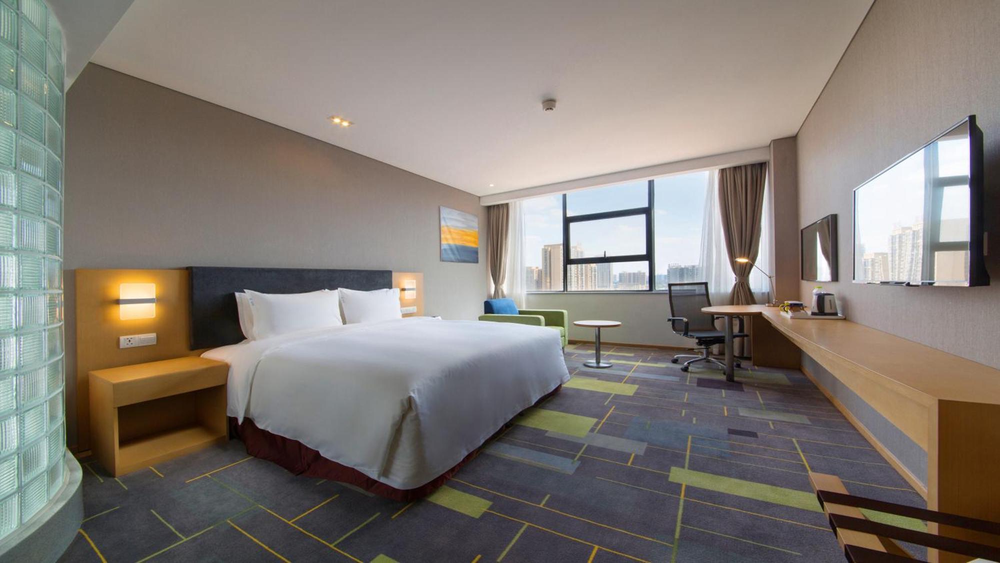 Express Airport Zone Free Shuttle From Shuangliu International Airport To ,welcome Drink