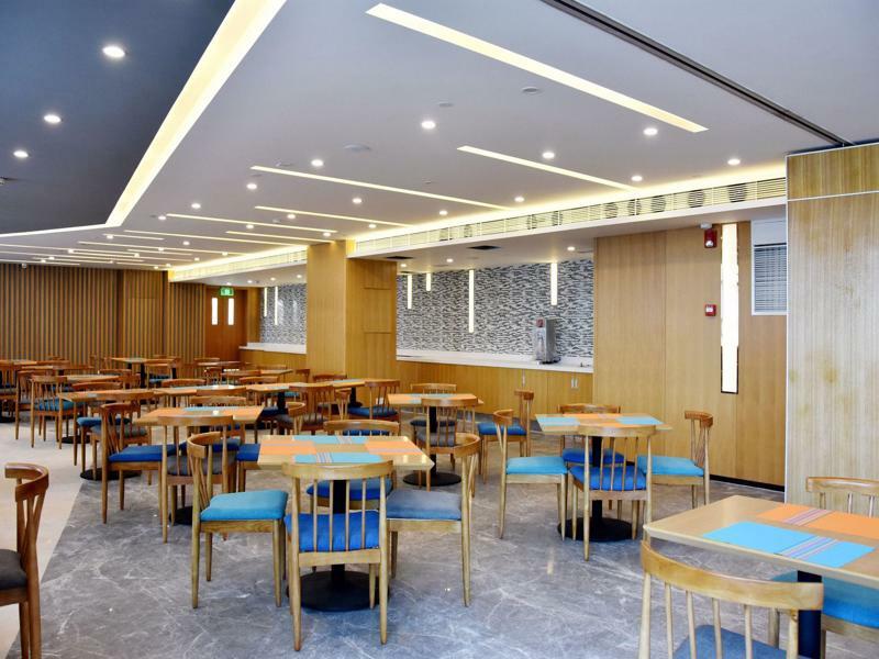 Express Airport Zone Free Shuttle From Shuangliu International Airport To ,welcome Drink 成都